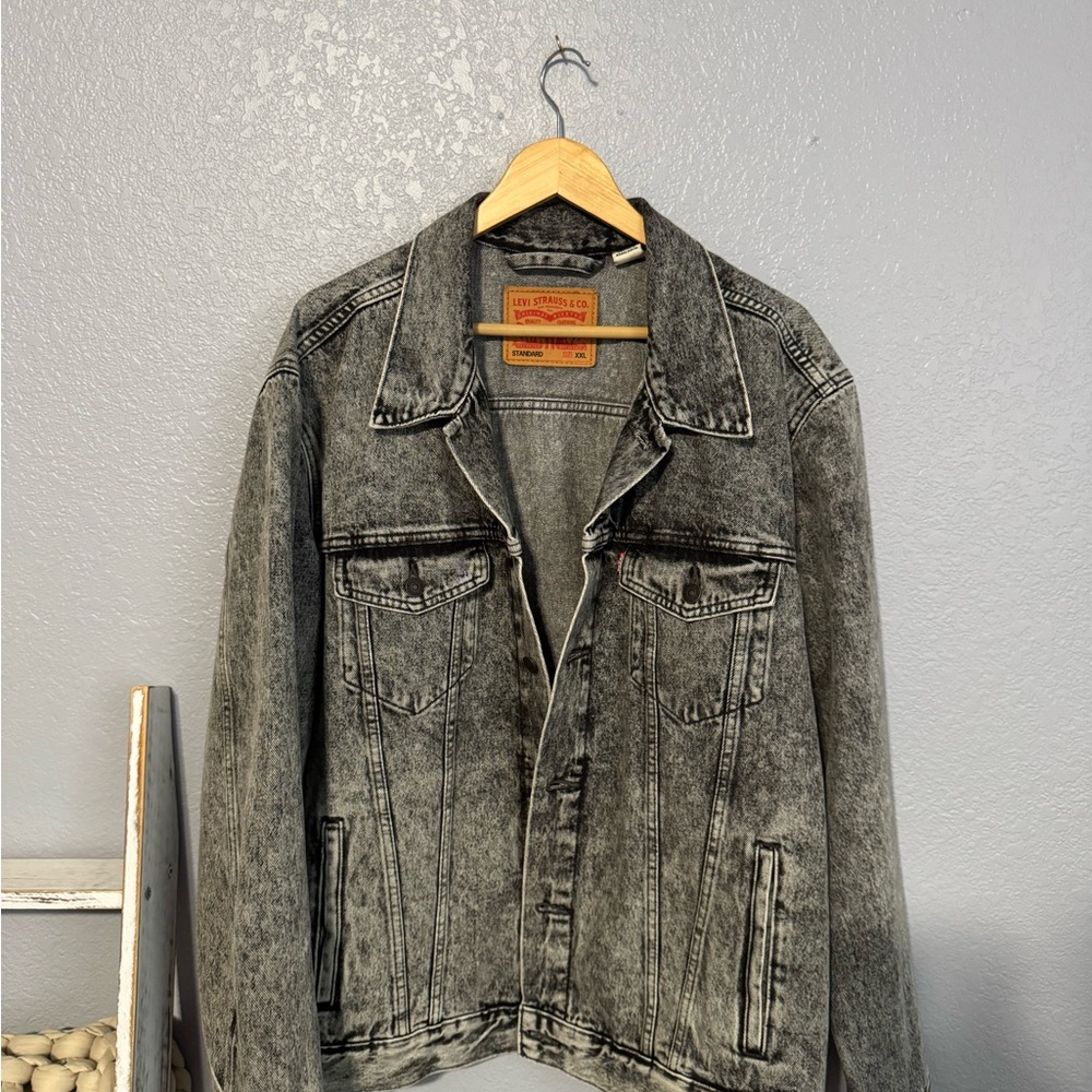 Levi's Men's Black Denim Jacket